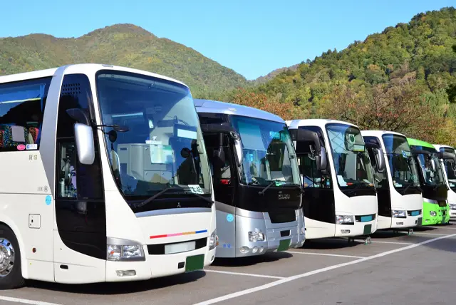 貸切バス