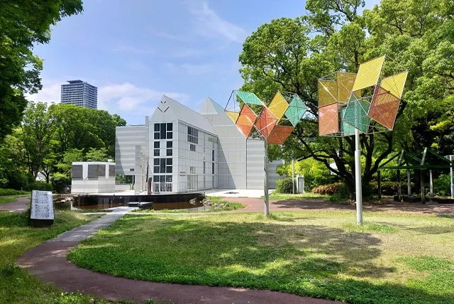 名古屋市美術館