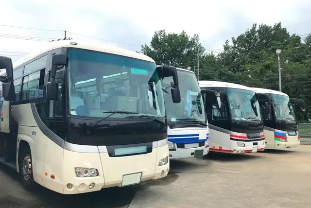 大型貸切バス