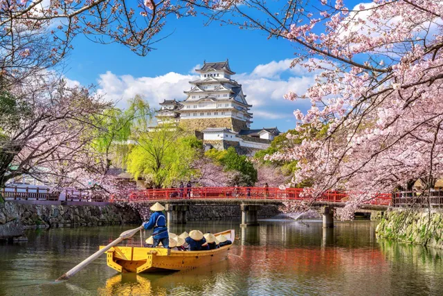 大阪城のお堀の遊覧船