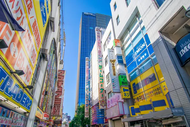 秋葉原の電気街