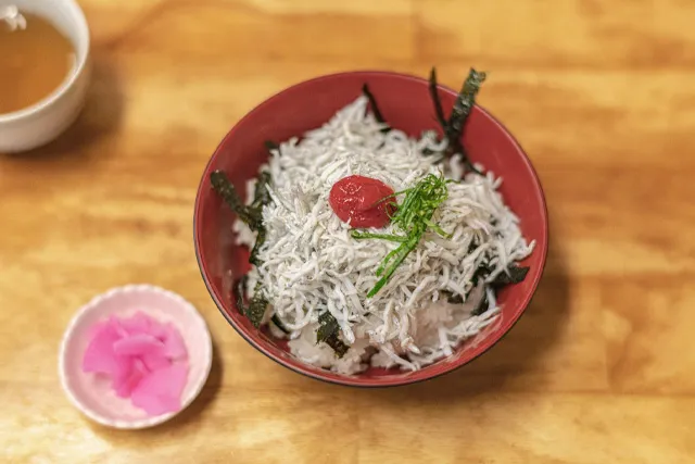 しらす丼