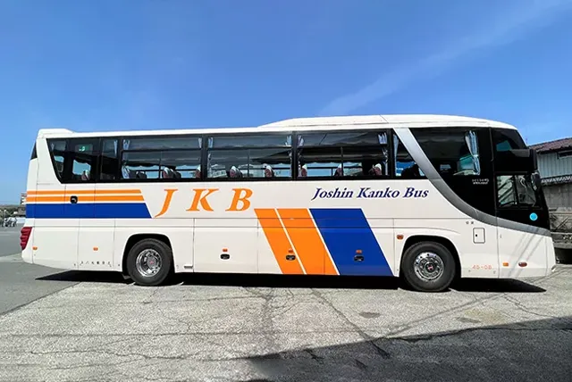大型バス