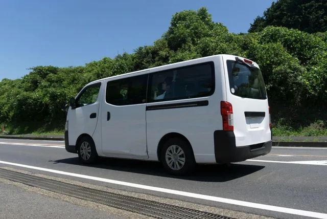 ハイエース