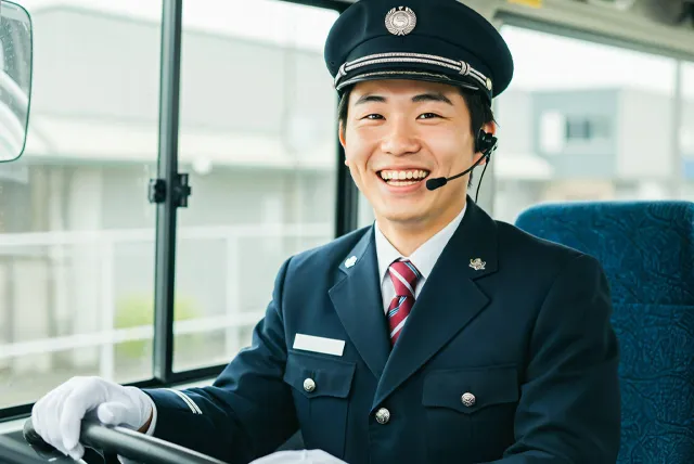 貸切バスのドライバー