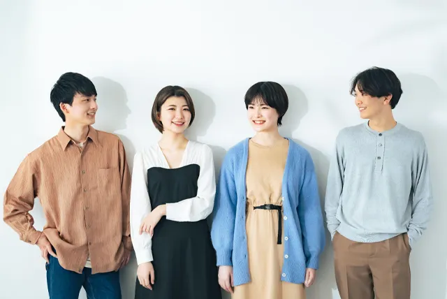 4人の大学生